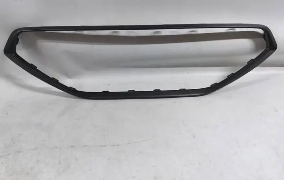 Cupra Formentor Front bumper upper radiator grill 5FF853643