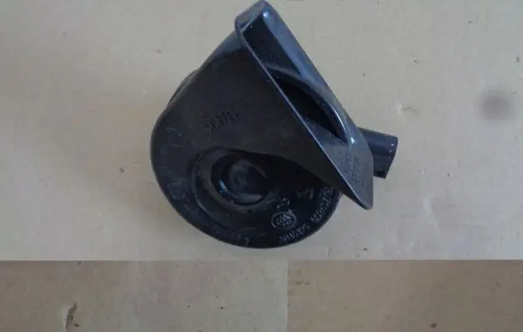 Mercedes-Benz ML W164 Horn signal A0065428920