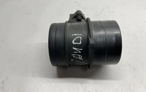 Volkswagen Touran I Mass air flow meter 0281002461