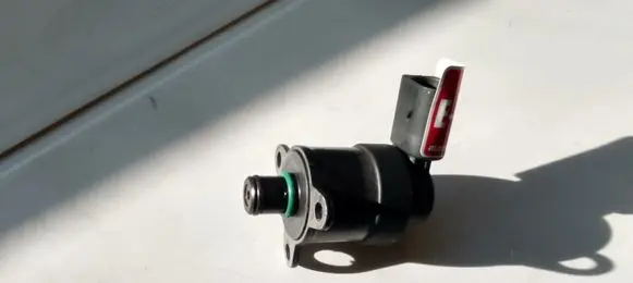 Fuel pressure sensor