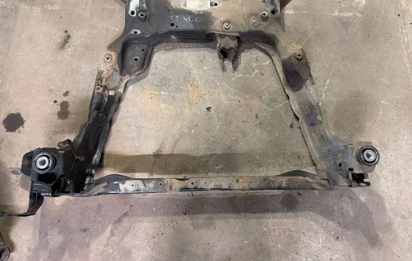 Volvo XC60 Front subframe 