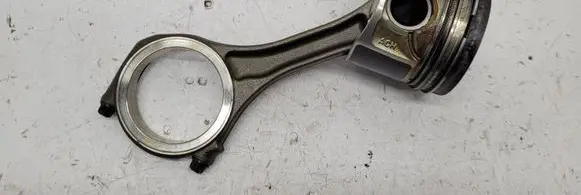 Audi Q5 SQ5 Piston with connecting rod