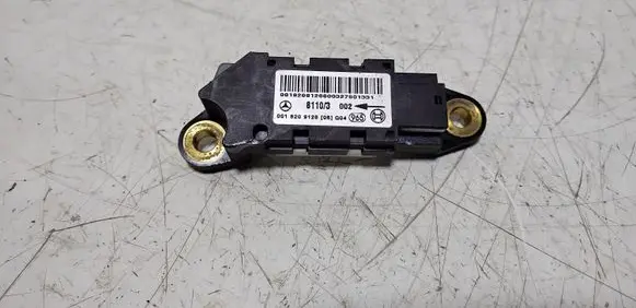 Mercedes-Benz S W220 Airbag deployment crash/impact sensor 0018209126