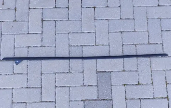 Audi A3 S3 8P Front door glass trim molding 8P3477C 8P3478C