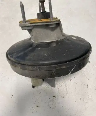 Renault Megane III Brake booster 472100013R
