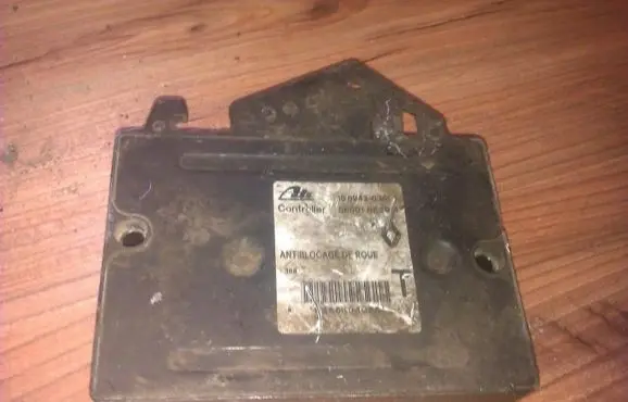 Renault Laguna I ABS control unit/module 06001re3014 10.0943-0301.4