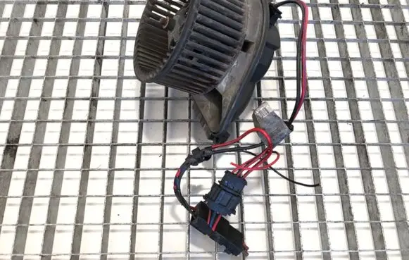 Mercedes-Benz Sprinter W901 W902 W903 W904 Heater fan/blower 663329W