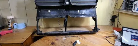 BMW 7 F01 F02 F03 F04 Seat belt trim 056468168