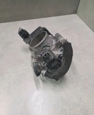 Toyota RAV 4 (XA30) Throttle valve 1923002010