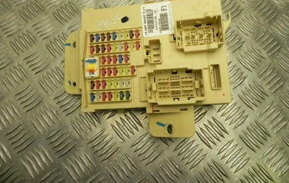 KIA Optima Fuse box set 919552T010 K1030