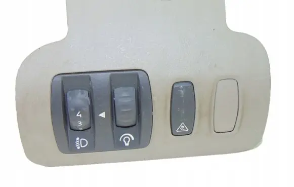 Renault Scenic II - Grand scenic II Headlight level height control switch