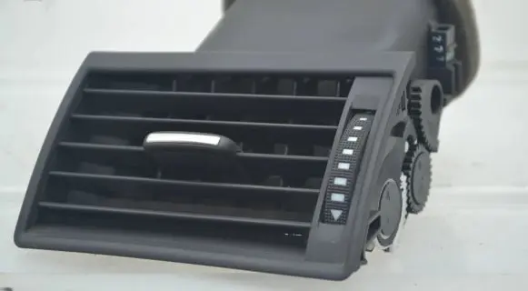 Audi A8 S8 D3 4E Dashboard side air vent grill/cover trim 4E0820901