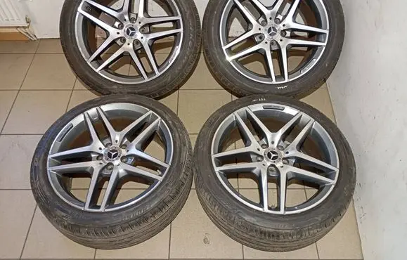 Mercedes-Benz S W222 R19 alloy rim A2224010100 A2224010000