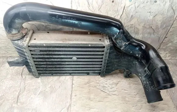 Opel Zafira A Intercooler radiator 24436438