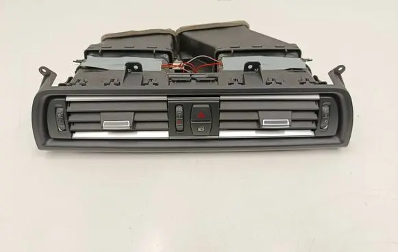 BMW 5 F10 F11 Dash center air vent grill 9209136 9161896