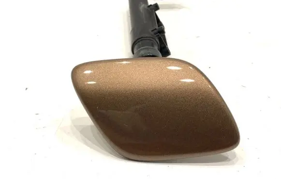 Volvo XC60 Headlight washer spray nozzle 