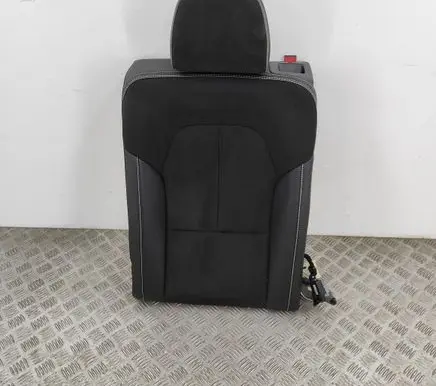 Volvo XC40 Rear seat 32272705