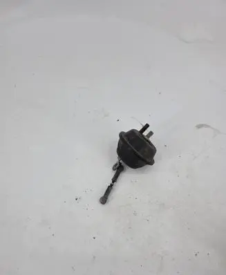 Audi A8 S8 D2 4D Vacuum valve 004538