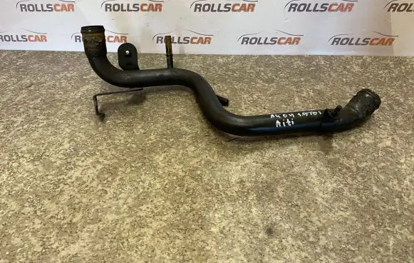 Audi A4 S4 B6 8E 8H Engine coolant pipe/hose 038121071R