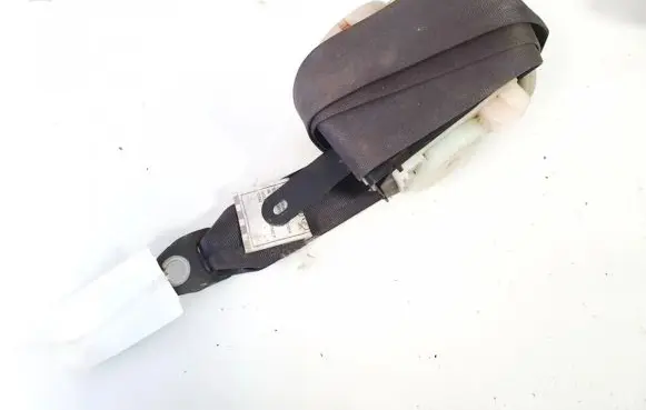 Toyota Yaris Front seatbelt tkab2ef542p tk-ab2-ef542-p