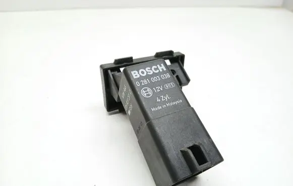 Seat Altea Glow plug pre-heat relay 0281003038 038907281D