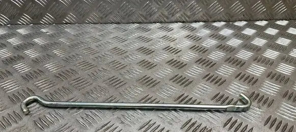 Toyota RAV 4 (XA40) Tool set