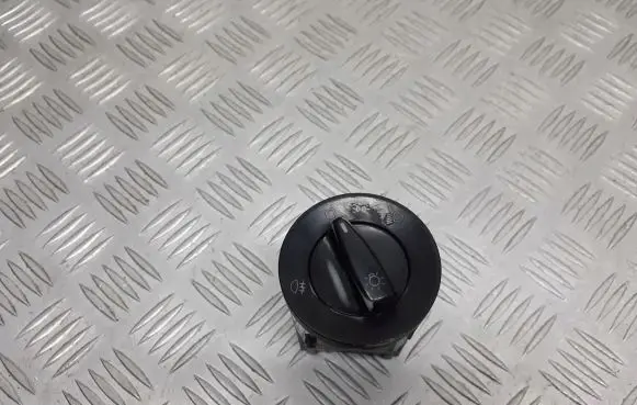 Volkswagen PASSAT B5 Light switch 1C0941531