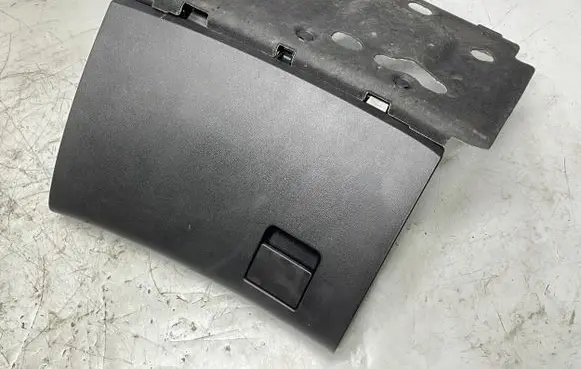 Opel Insignia A Glove box 888769564 13110811