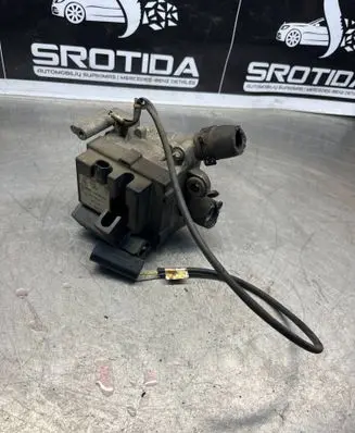 Mercedes-Benz E W210 Electric engine pre-heating system (optional) A0001590504 99T186 9674748