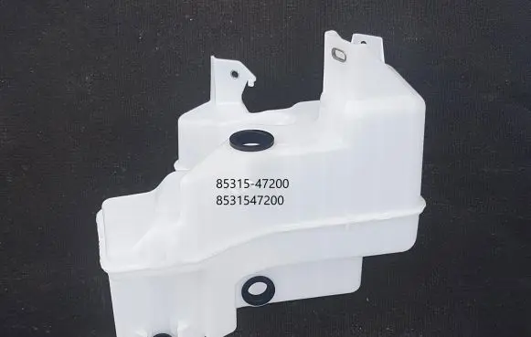 Toyota Prius (XW50) Windshield washer fluid reservoir/tank 8531547200