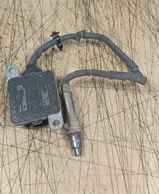 Mercedes-Benz E W213 Lambda probe sensor A0009053009