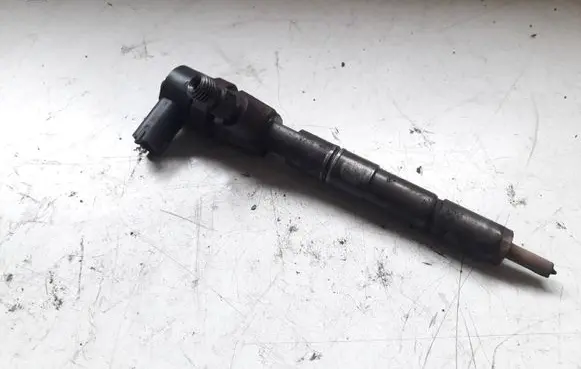 Opel Insignia A Fuel injector 0445110423