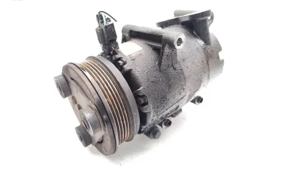 Ford Focus Air conditioning (A/C) compressor (pump) 3M5H-19D629-RH