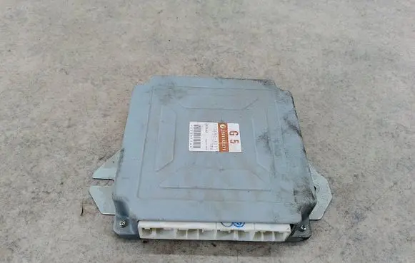Subaru Outback Engine control unit/module ECU 