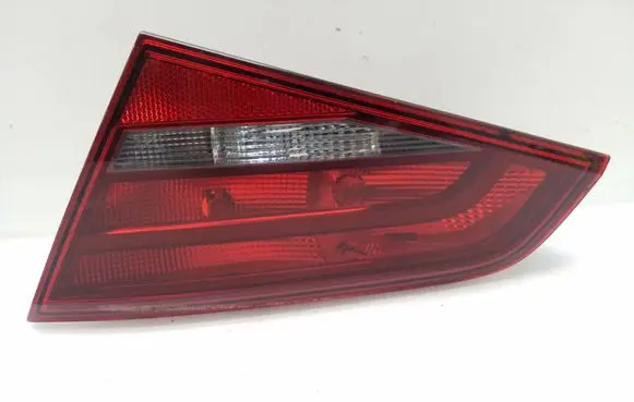 Audi A3 S3 8V Tailgate rear/tail lights 8V4945094