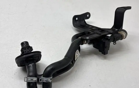 Porsche Macan (95B) Coolant heater control valve 95B819735 AS0001 95B819314A