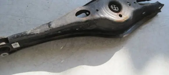 Volkswagen Golf VII Front lower control arm/wishbone 5Q0505311