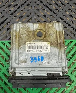 BMW 5 F10 F11 Engine control unit/module 8516753