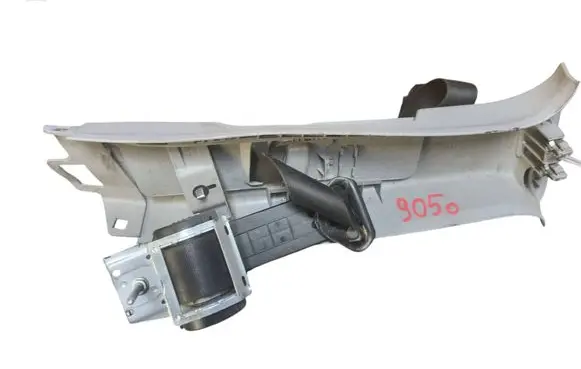 Opel Zafira B Front seatbelt 560834901D