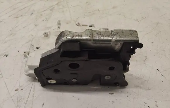 Audi A6 S6 C7 4G Rear door lock 4G0839016