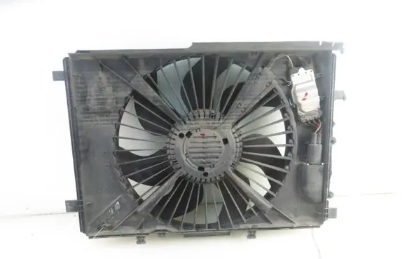 Mercedes-Benz C W204 Fan set 2045000755
