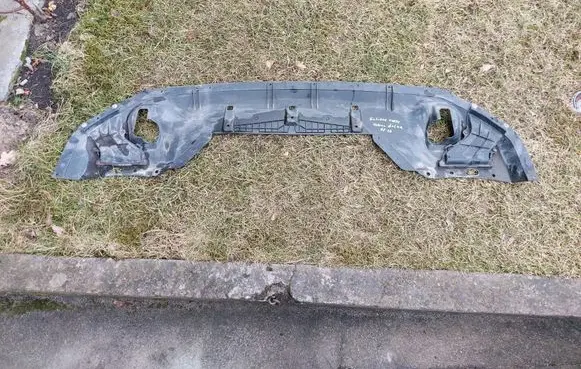Mitsubishi Eclipse Cross Front bumper skid plate/under tray 5379A691