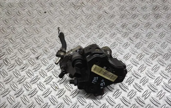 Mercedes-Benz B W245 Fuel injection high pressure pump A6400700701 0445010120