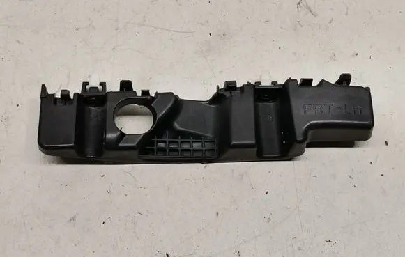 Hyundai Kona I Front bumper mounting bracket 86515J9CA0
