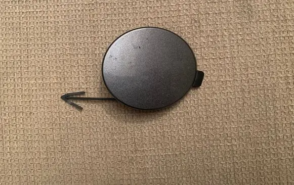 Ford Fiesta Front tow hook cap/cover 18468 C8L6G