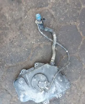 Mercedes-Benz Vito Viano W447 AdBlue liquid reservoir A4474700115