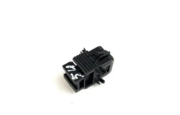 BMW 5 E39 Brake pedal sensor switch 6908787