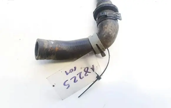 Audi A6 S6 C5 4B Engine coolant pipe/hose