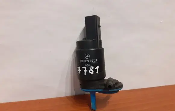 Mercedes-Benz A W169 Windscreen/windshield washer pump 2108691021 7781