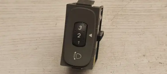 Renault Laguna II Headlight level height control switch 8200032953